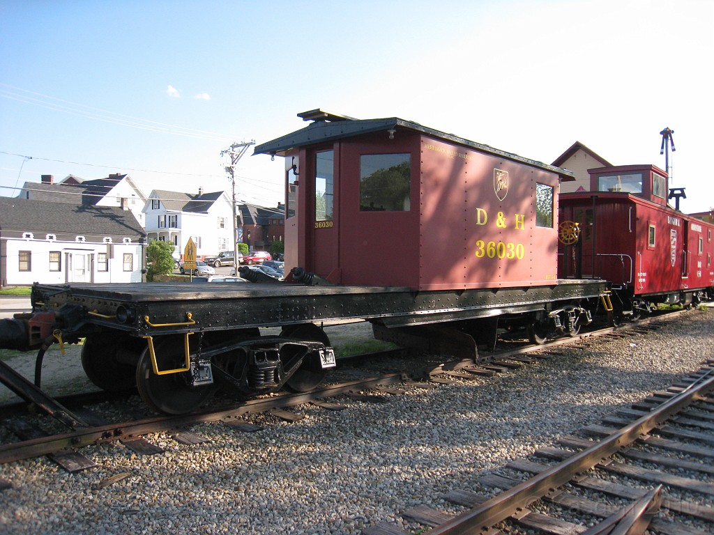 Tilton NH Trail 2010 038.jpg - The other "End of the Line" on the Winnipesauke River Trail is a rail road museum. Cabooses, cabooses, cabooses... guess it IS the end of the line.